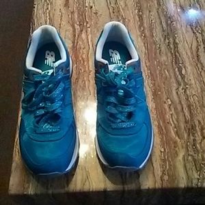 Women's New Balance 574